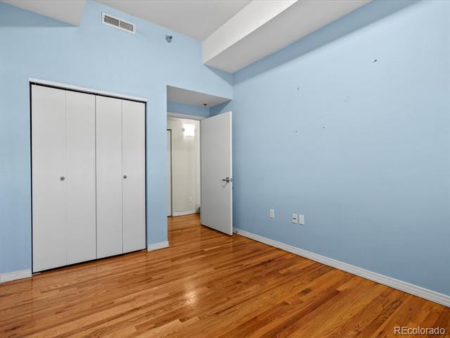 225 N Lincoln Street Unit: 4