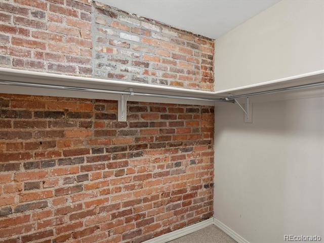 225 N Lincoln Street Unit: 4