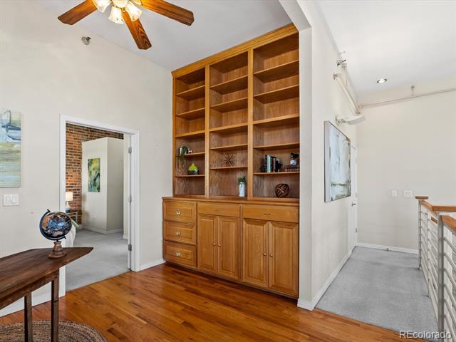 225 N Lincoln Street Unit: 4