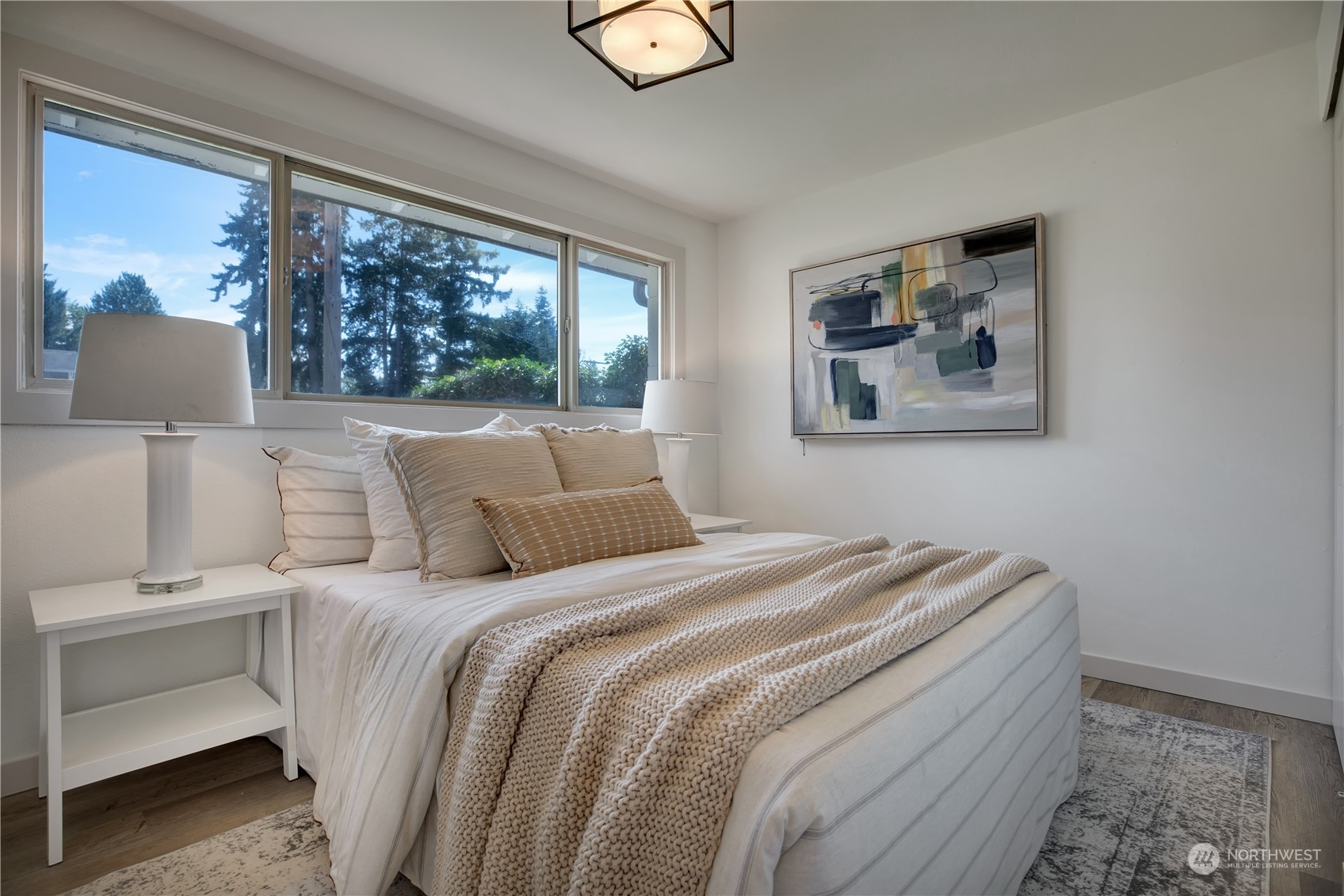 613 Tacoma Avenue NE