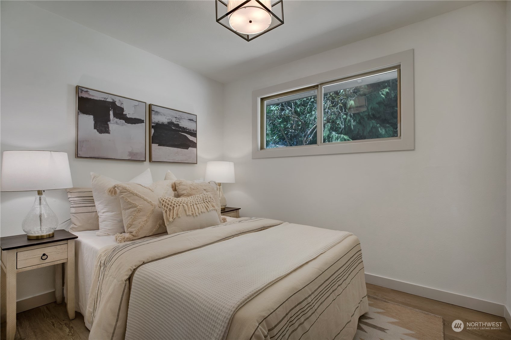 613 Tacoma Avenue NE