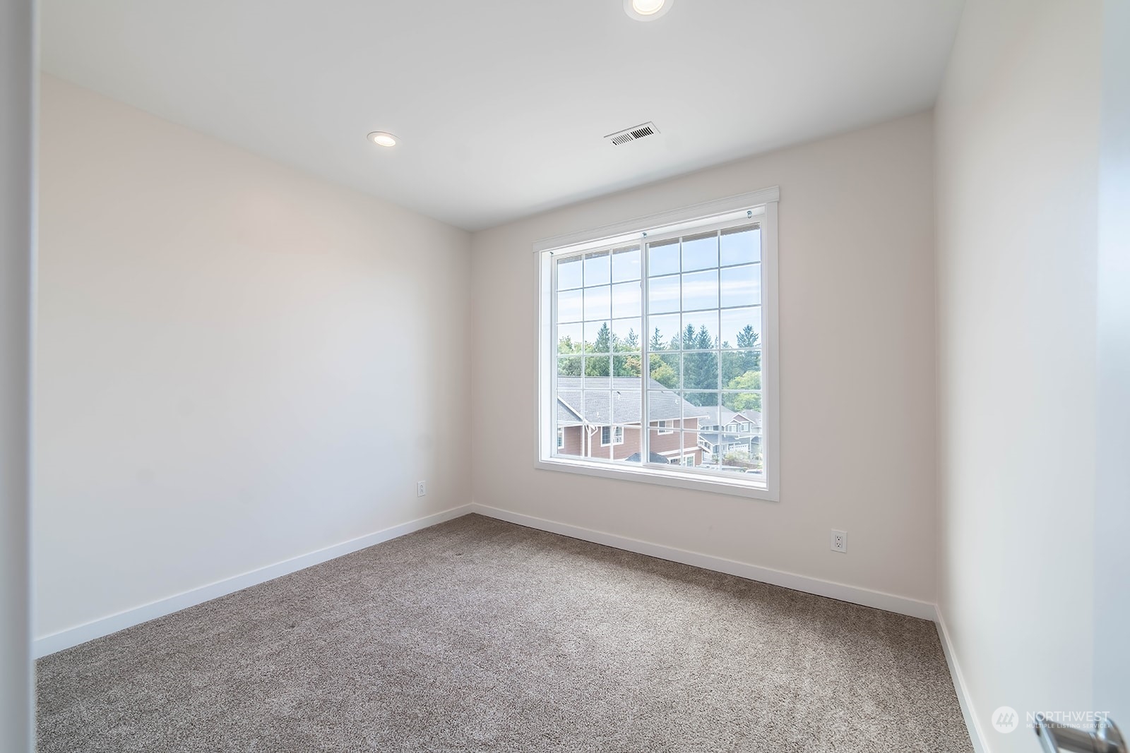 22720 SE 101st place