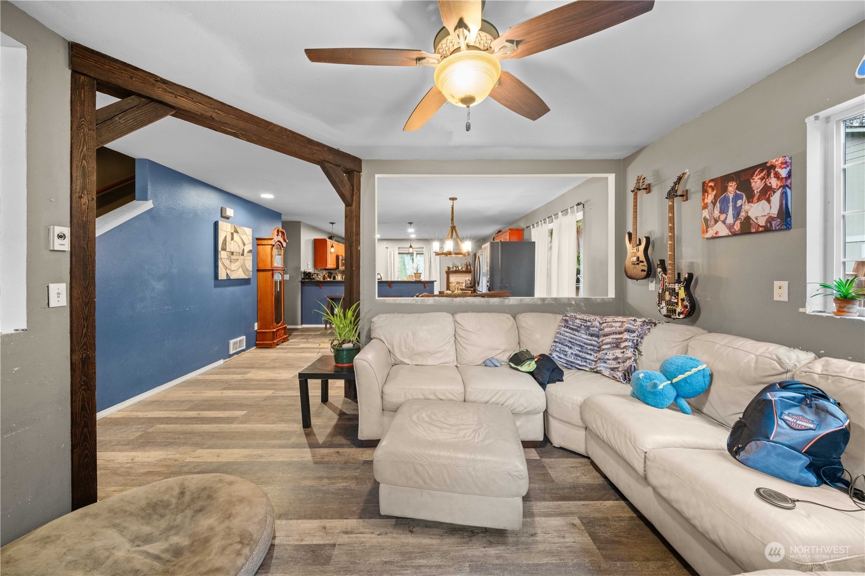 20028 Crystal Springs DR