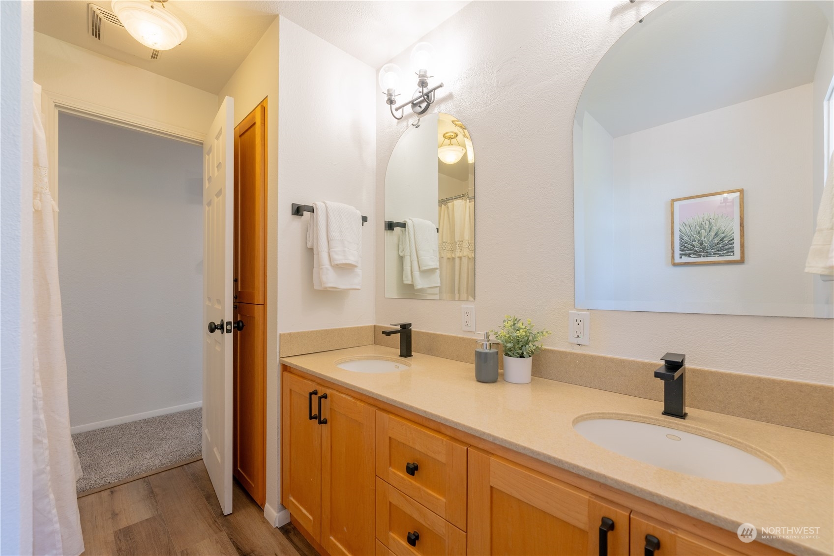 10605 NE 194th Street