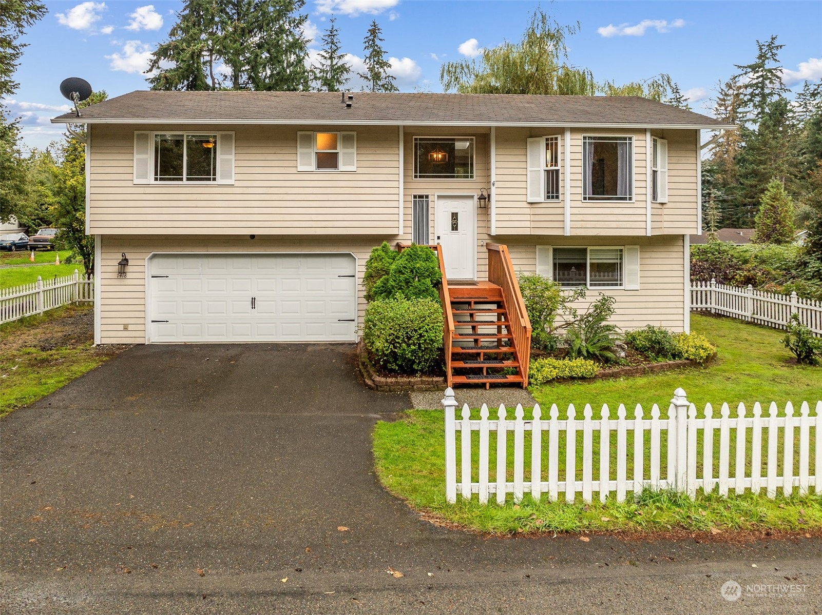 7418 SE 180Th Street SE