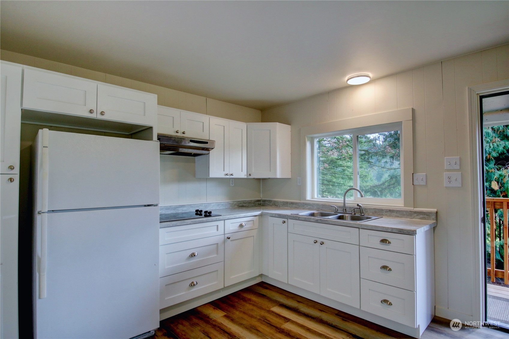 4824 Prairie Lane