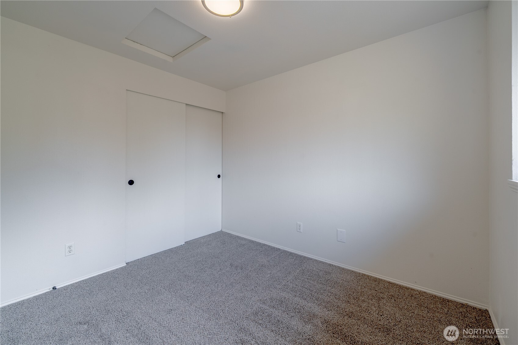 120 W Lewis Avenue