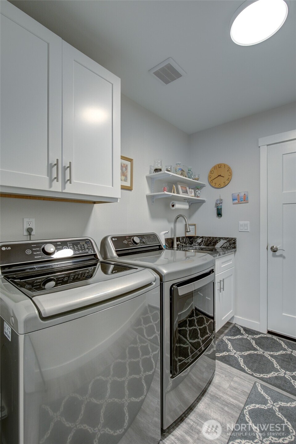 949 Falls of Clyde Lp SE