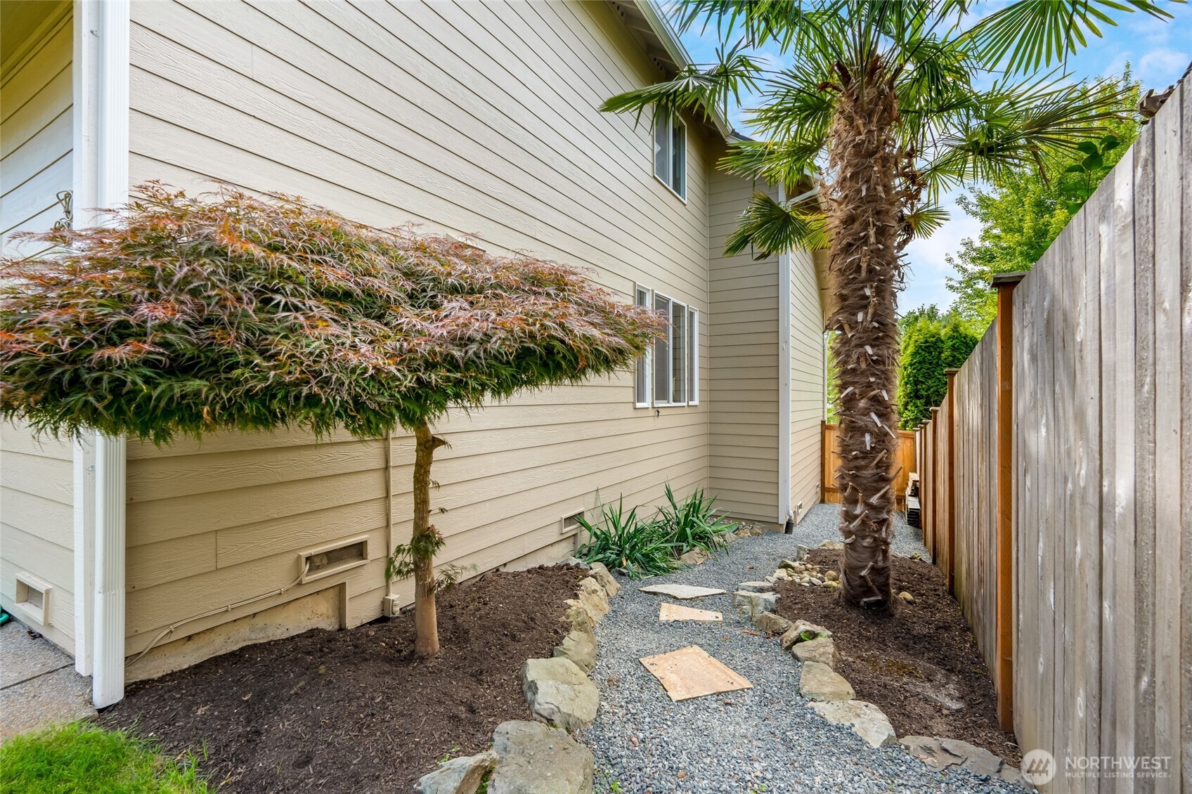 1225 85th Drive NE