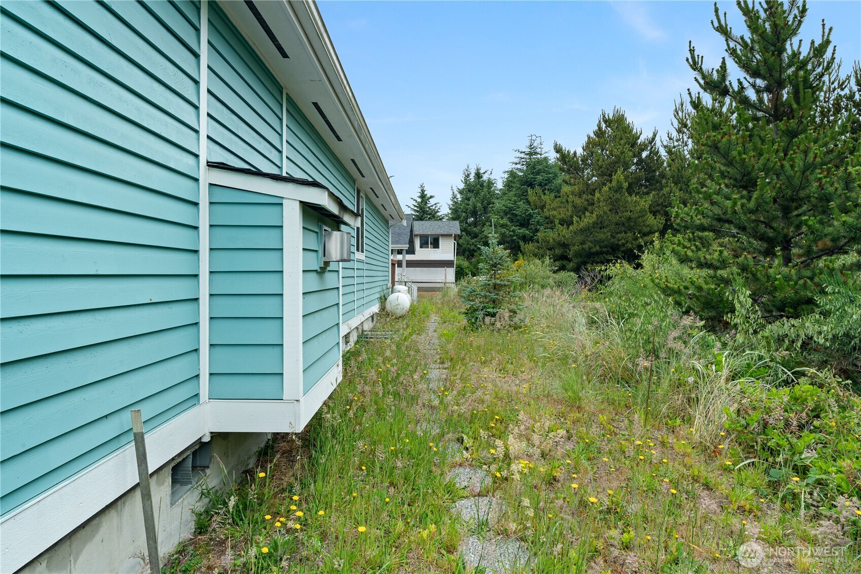 198 Clover Street NW