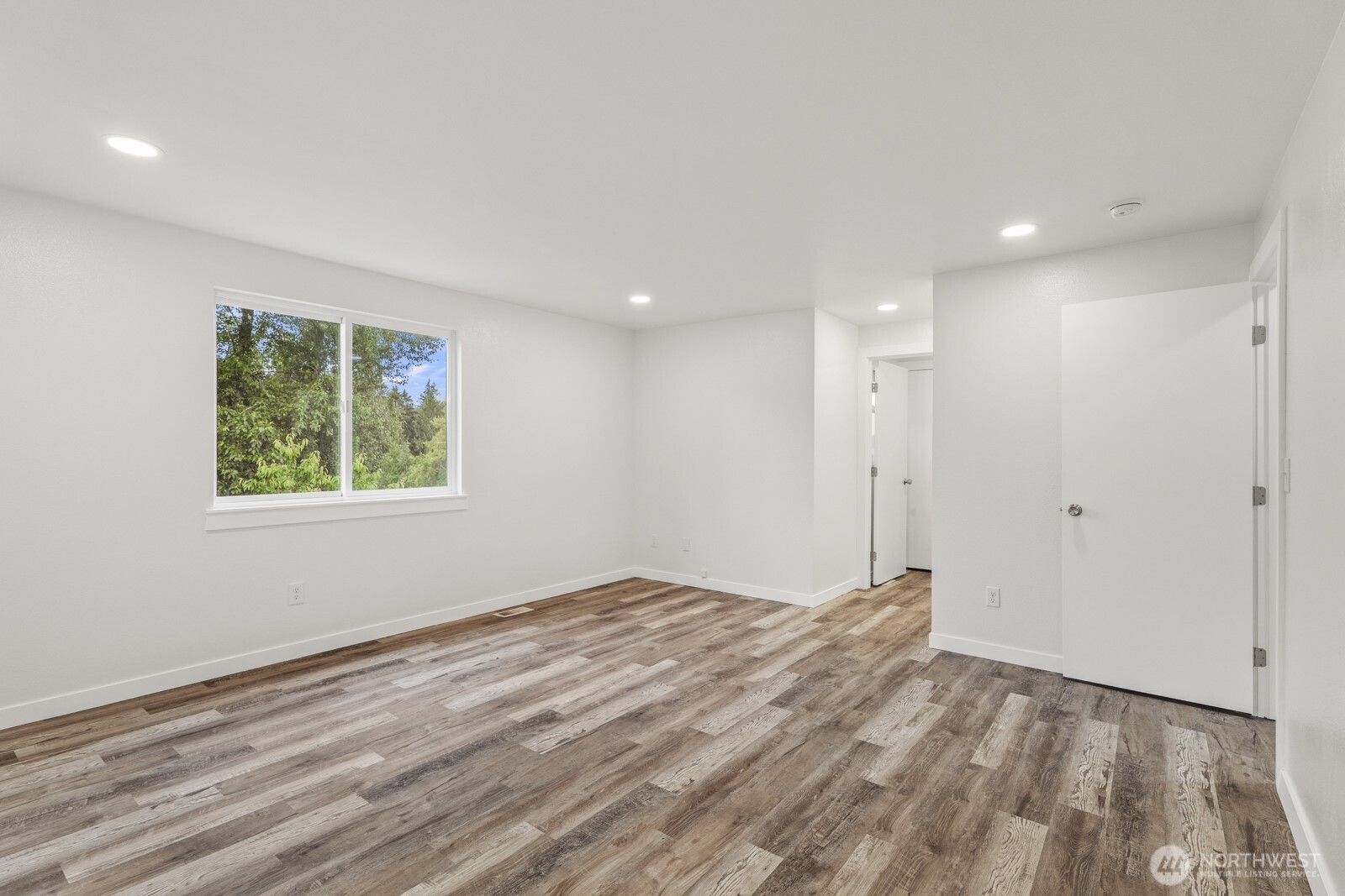 114 Tompkins Place