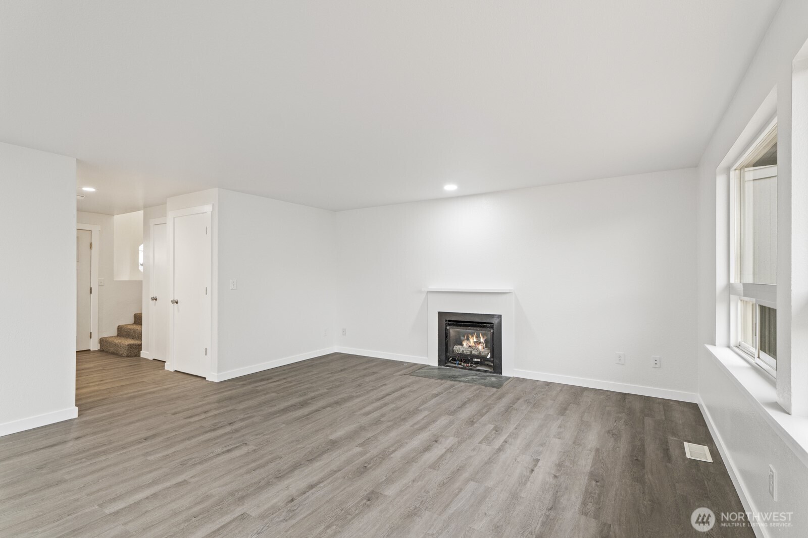 114 Tompkins Place