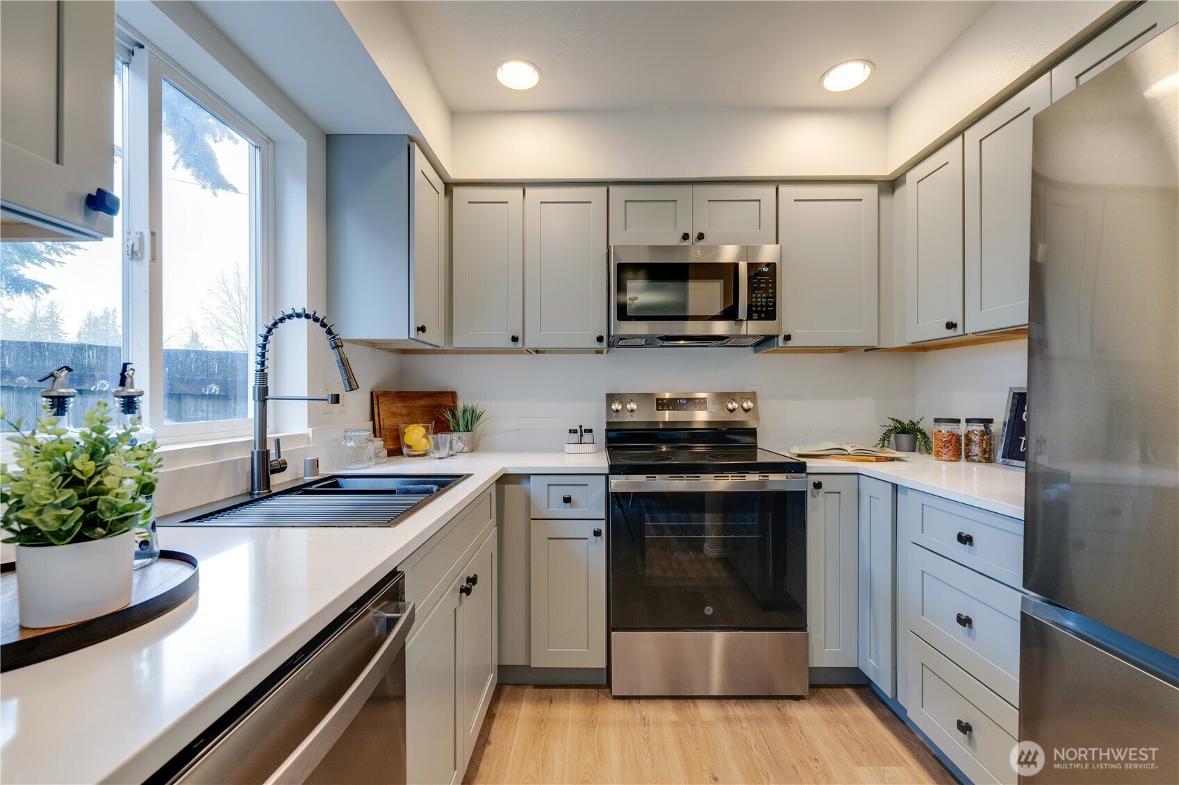 6916 Rainier Drive Unit: B