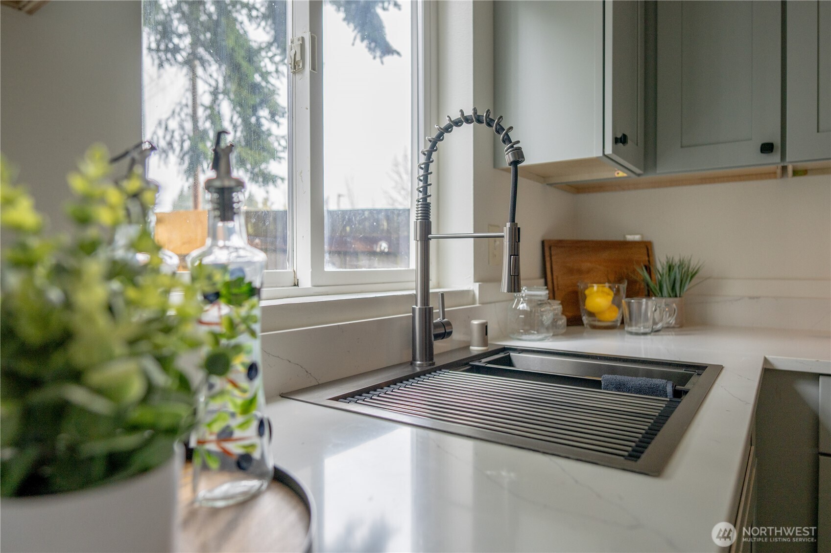 6916 Rainier Drive Unit: B