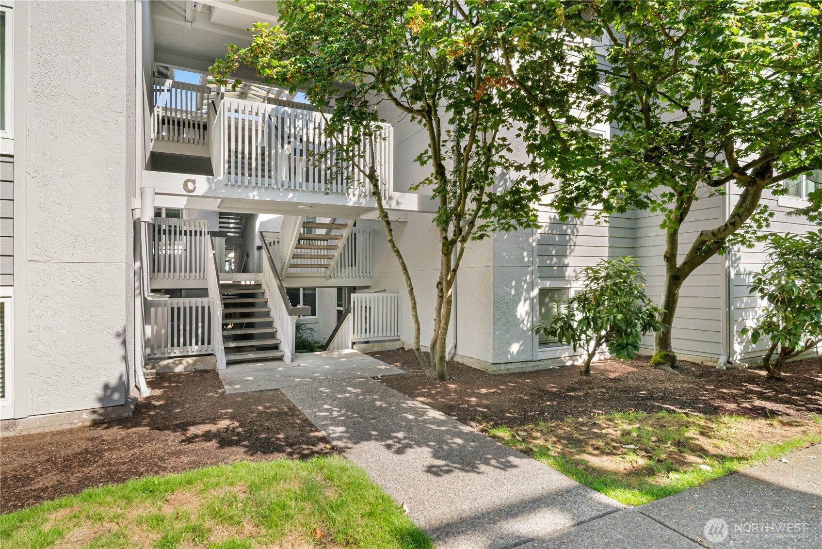 6700 NE 182nd Street Unit: C-206