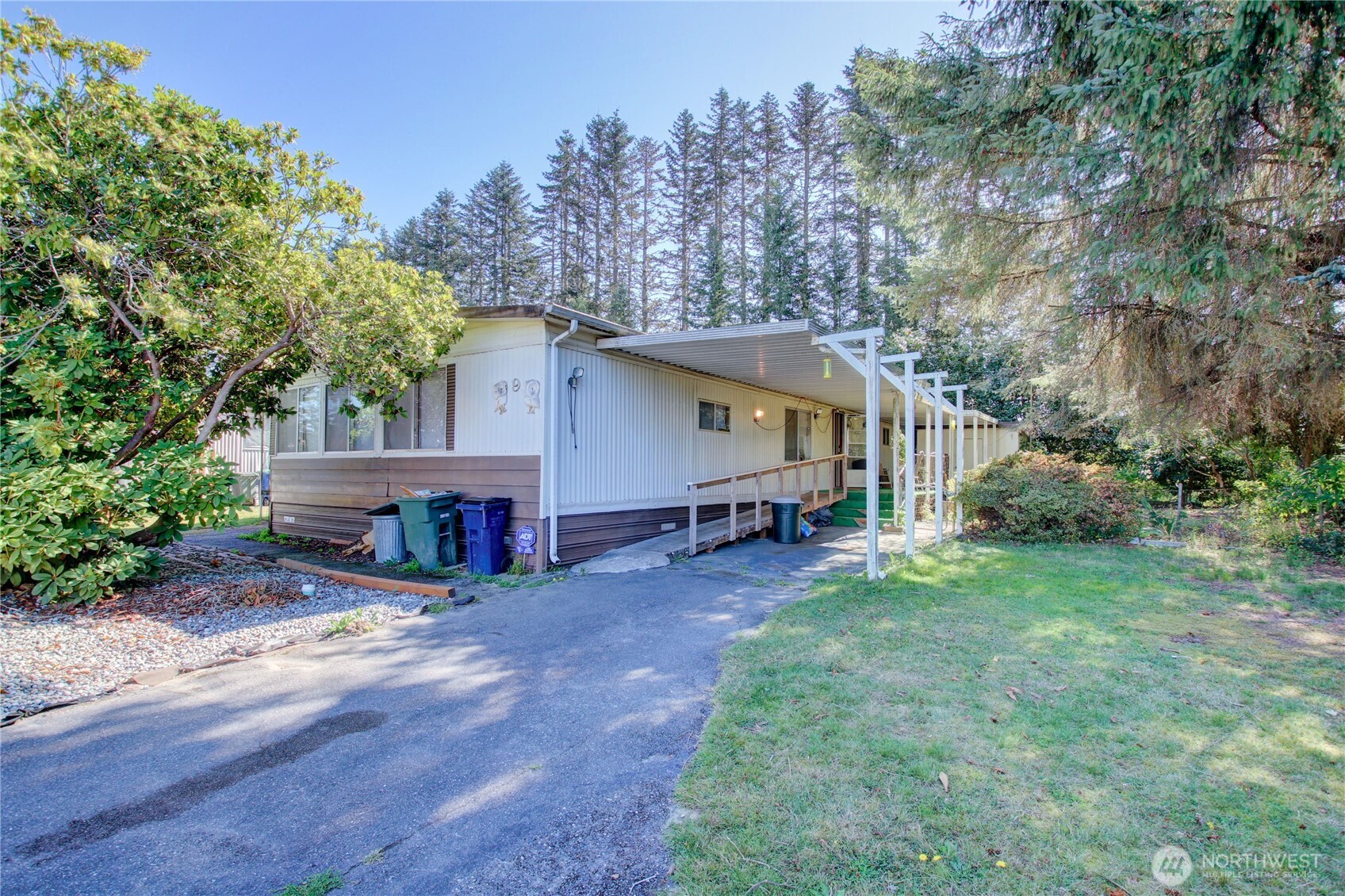 920 Maple Lane Unit: 9