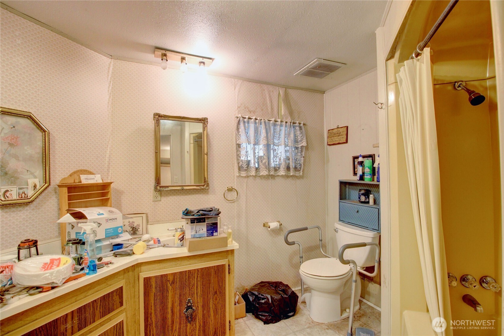 920 Maple Lane Unit: 9