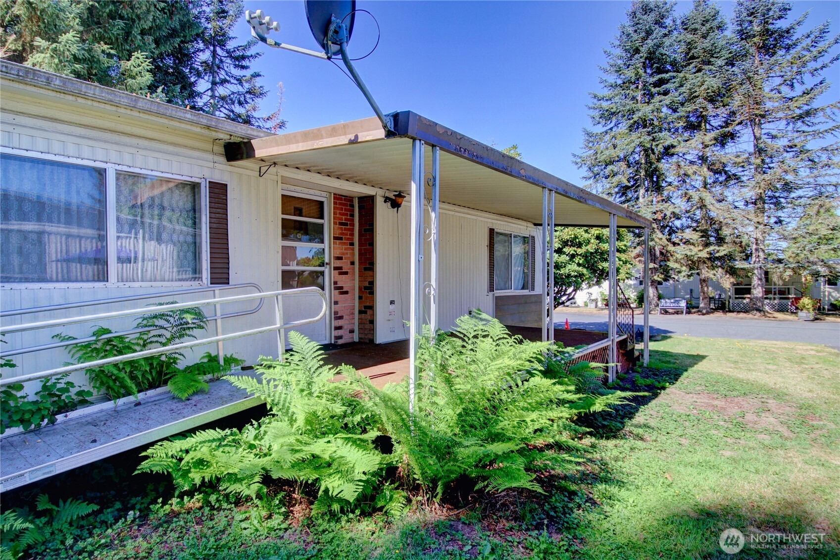 920 Maple Lane Unit: 9