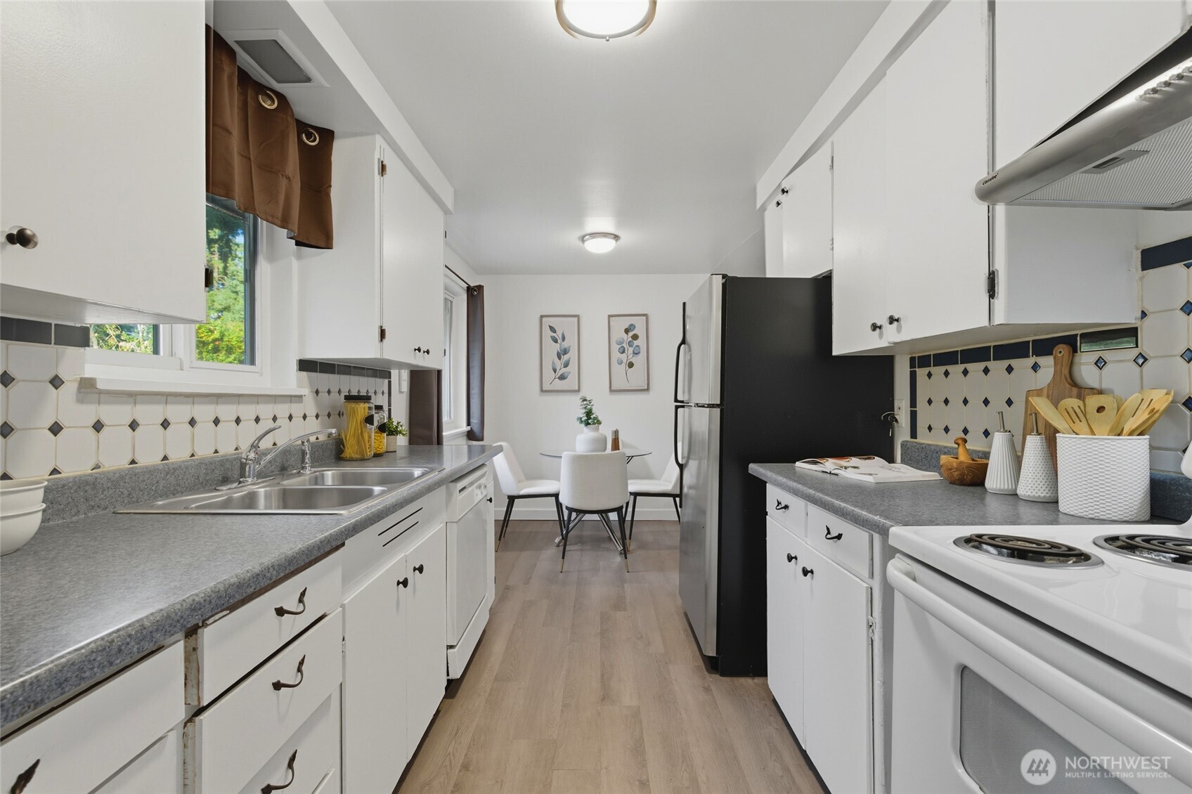 1006 NE 126th St.