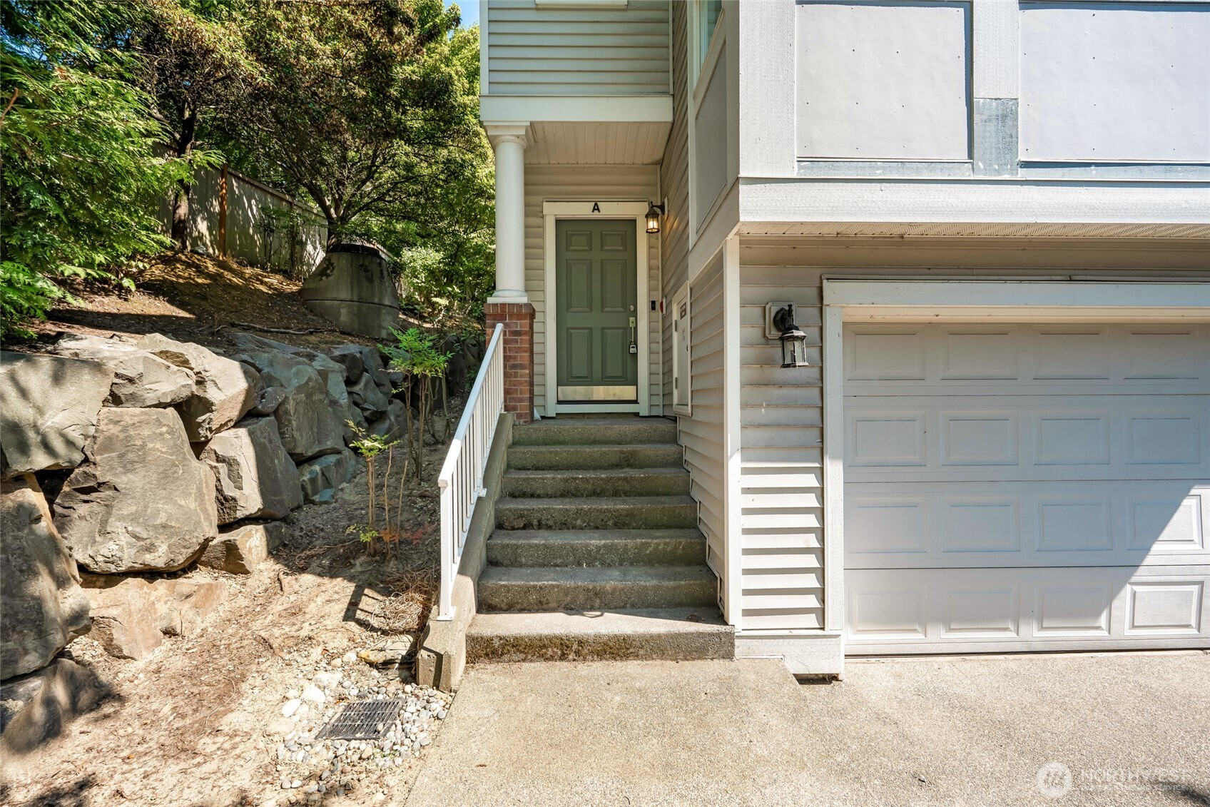 4740 Lake Place South Unit: A