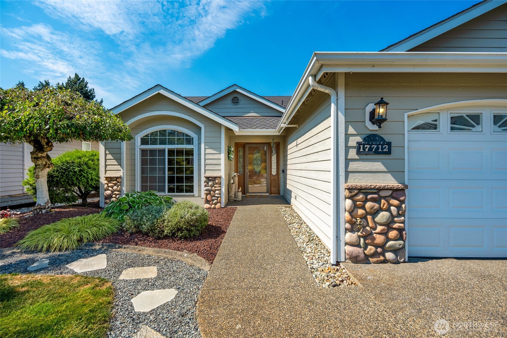 17712 W Country Club Drive