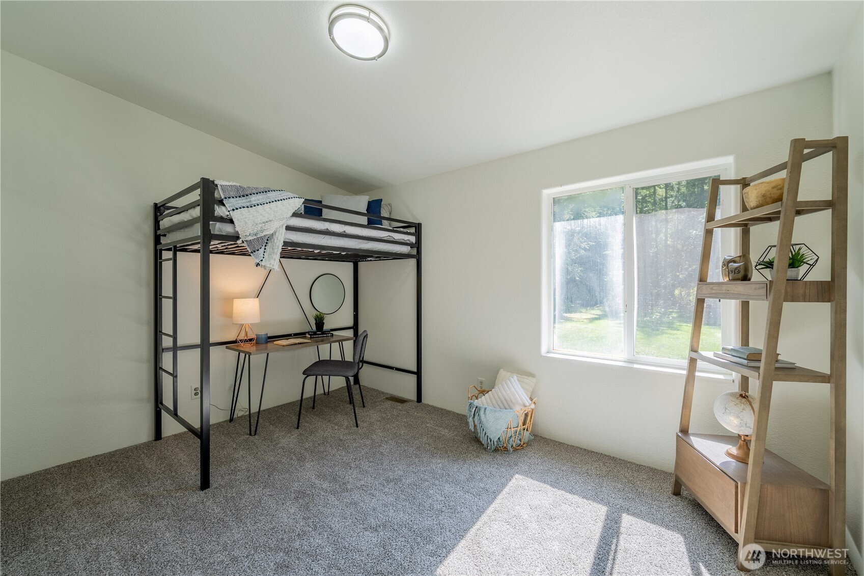 27425 Mountain Loop Highway