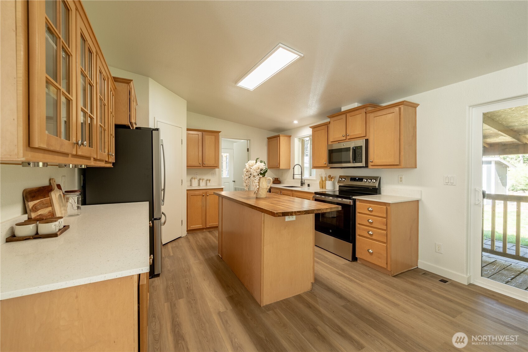 27425 Mountain Loop Highway
