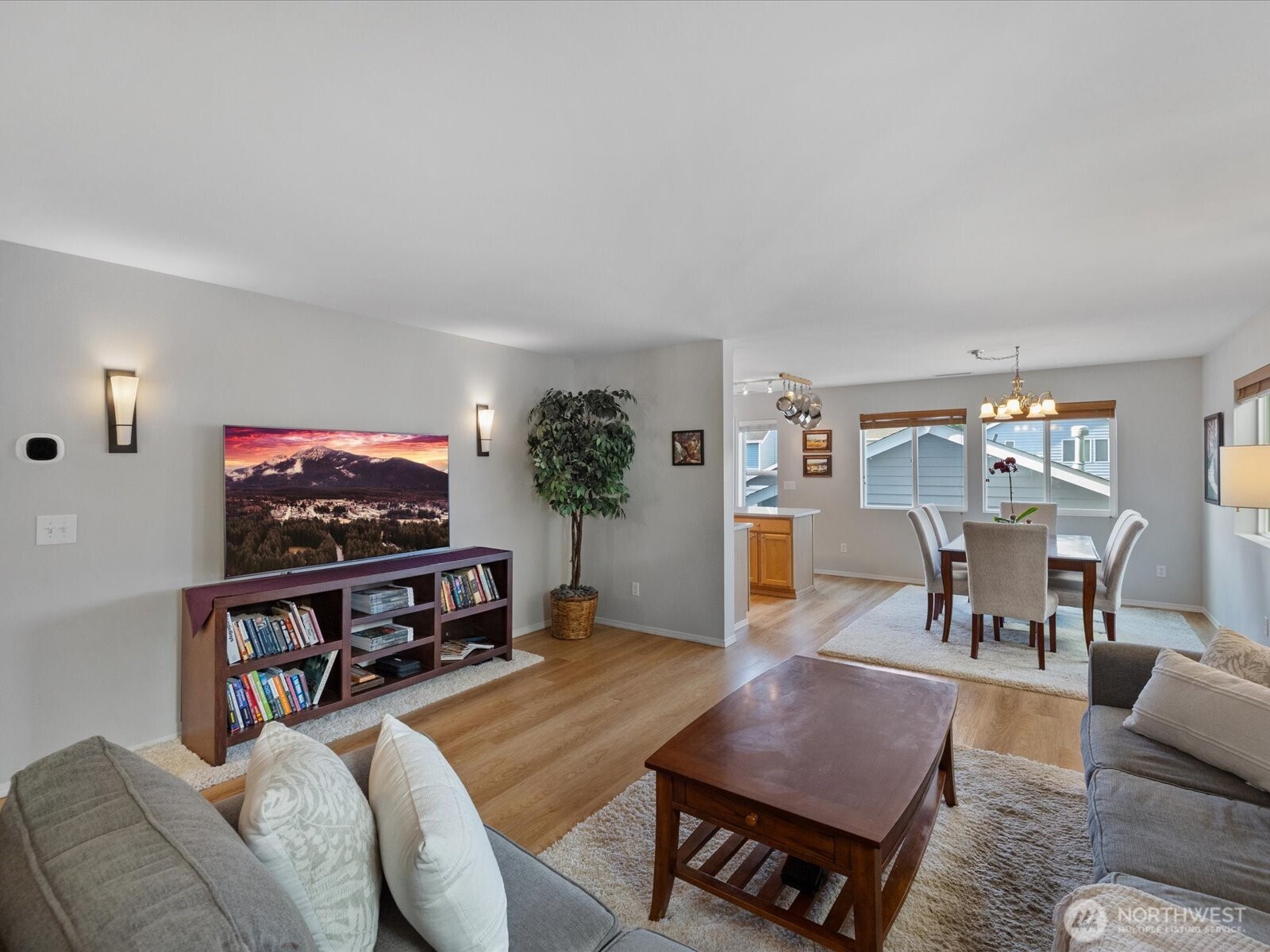 9141 229th Place NE