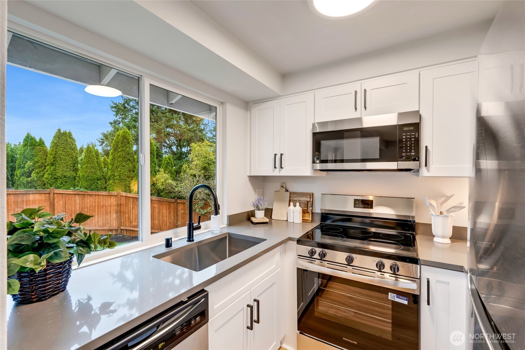 9112 Park Road Unit: 300R