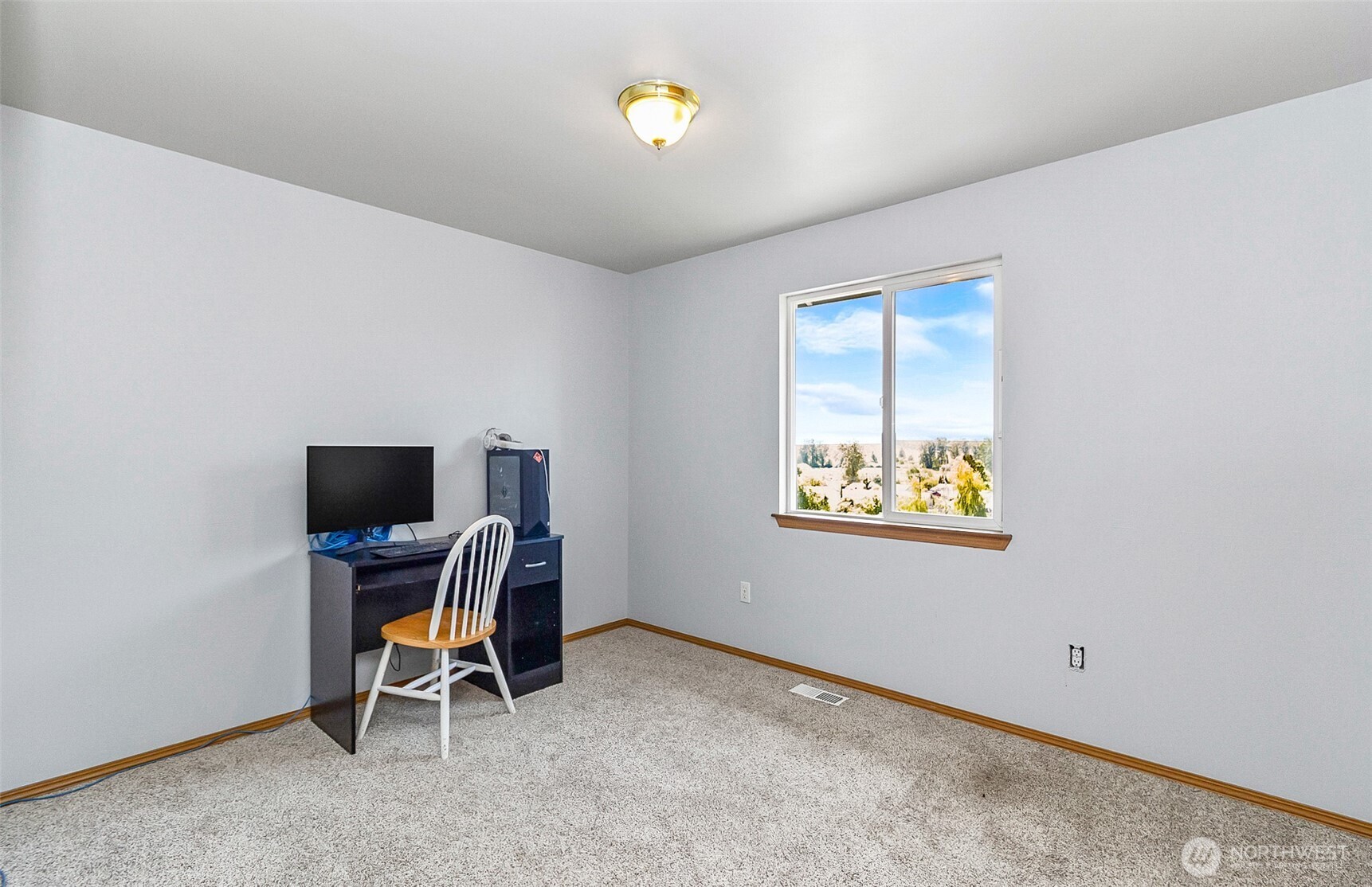 526 Avenue J