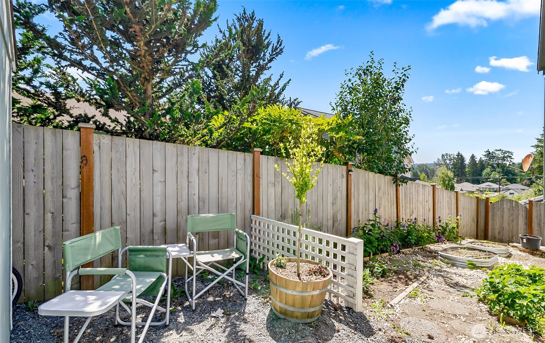 526 Avenue J