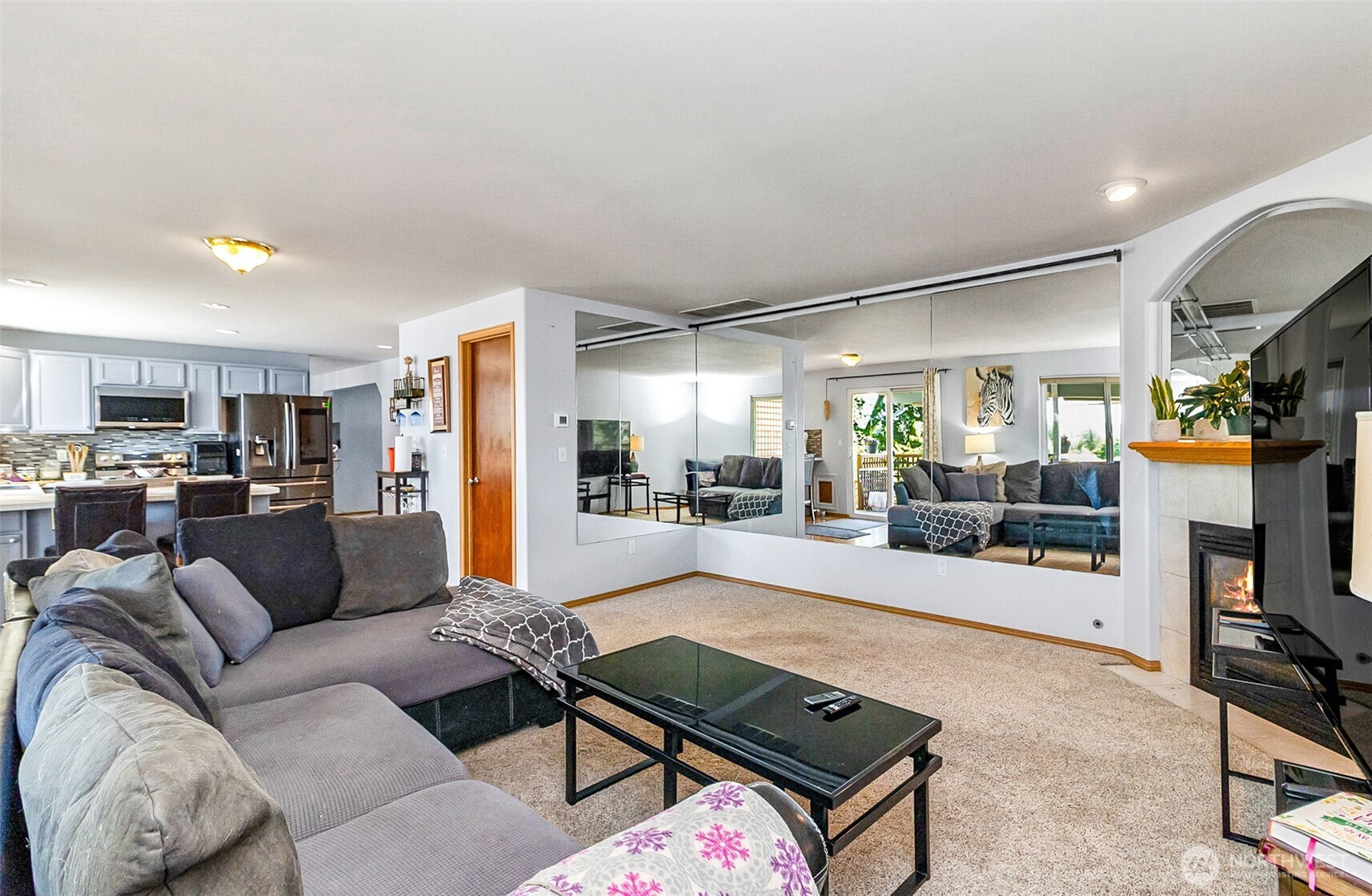 526 Avenue J