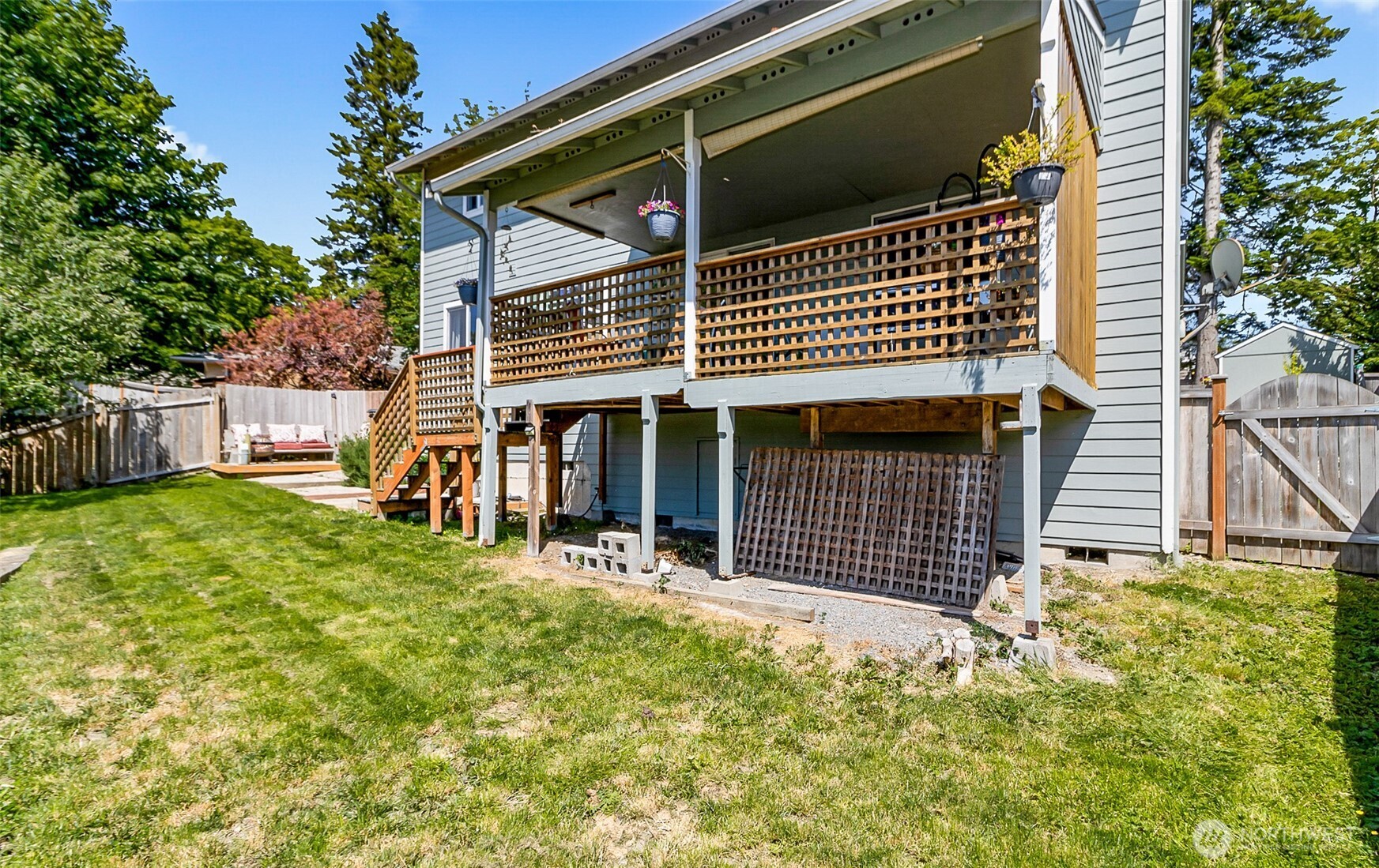 526 Avenue J