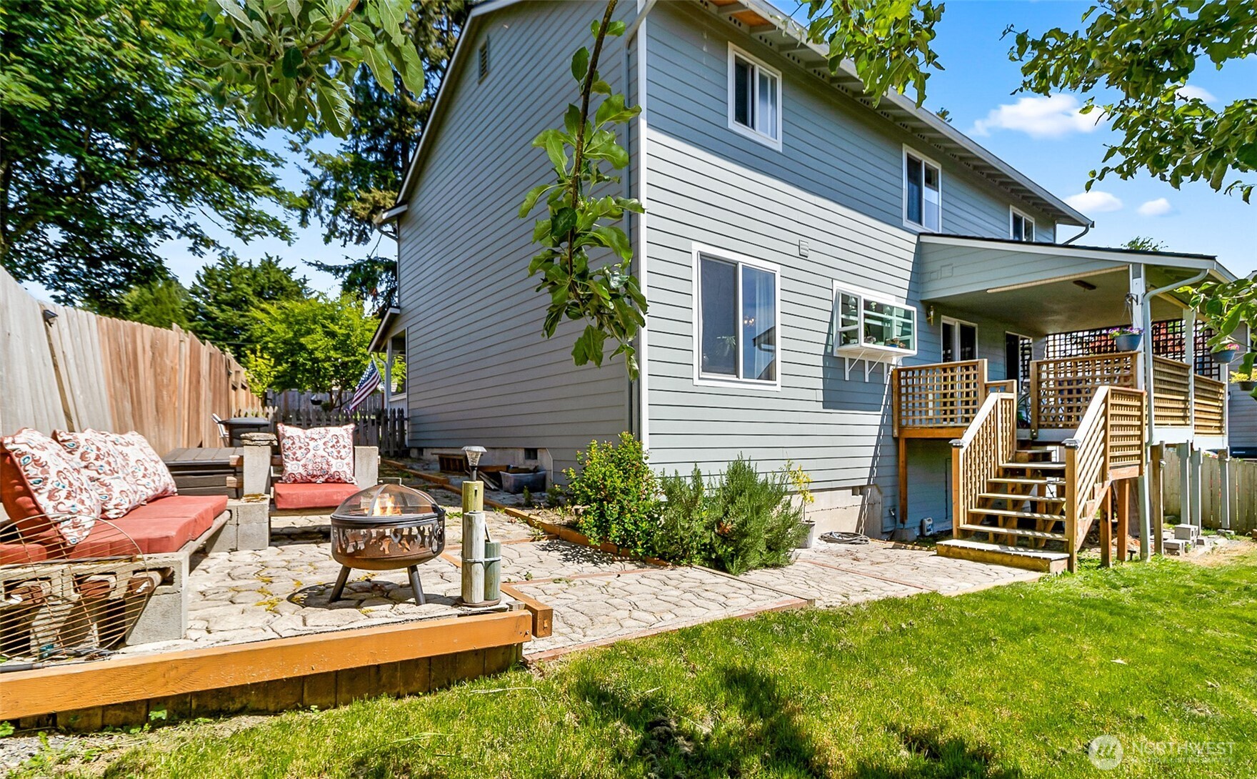 526 Avenue J