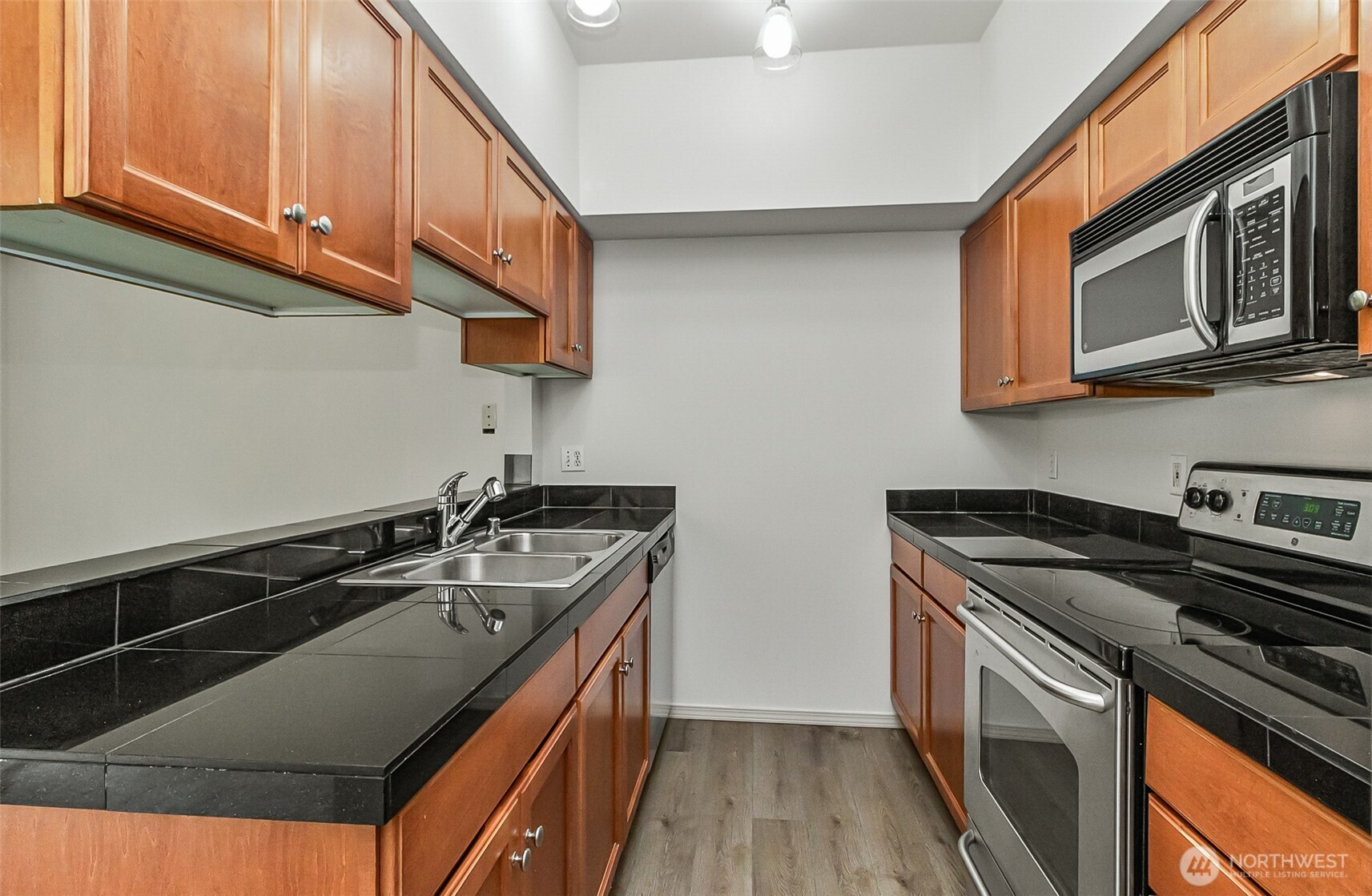 14821 29th Avenue W. Unit: K101