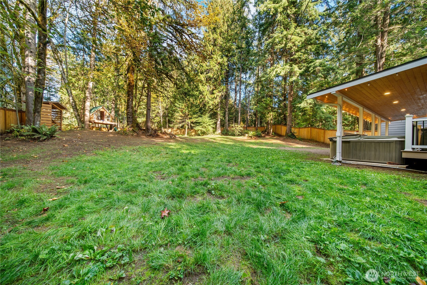 2930 S Lake Roesiger Rd