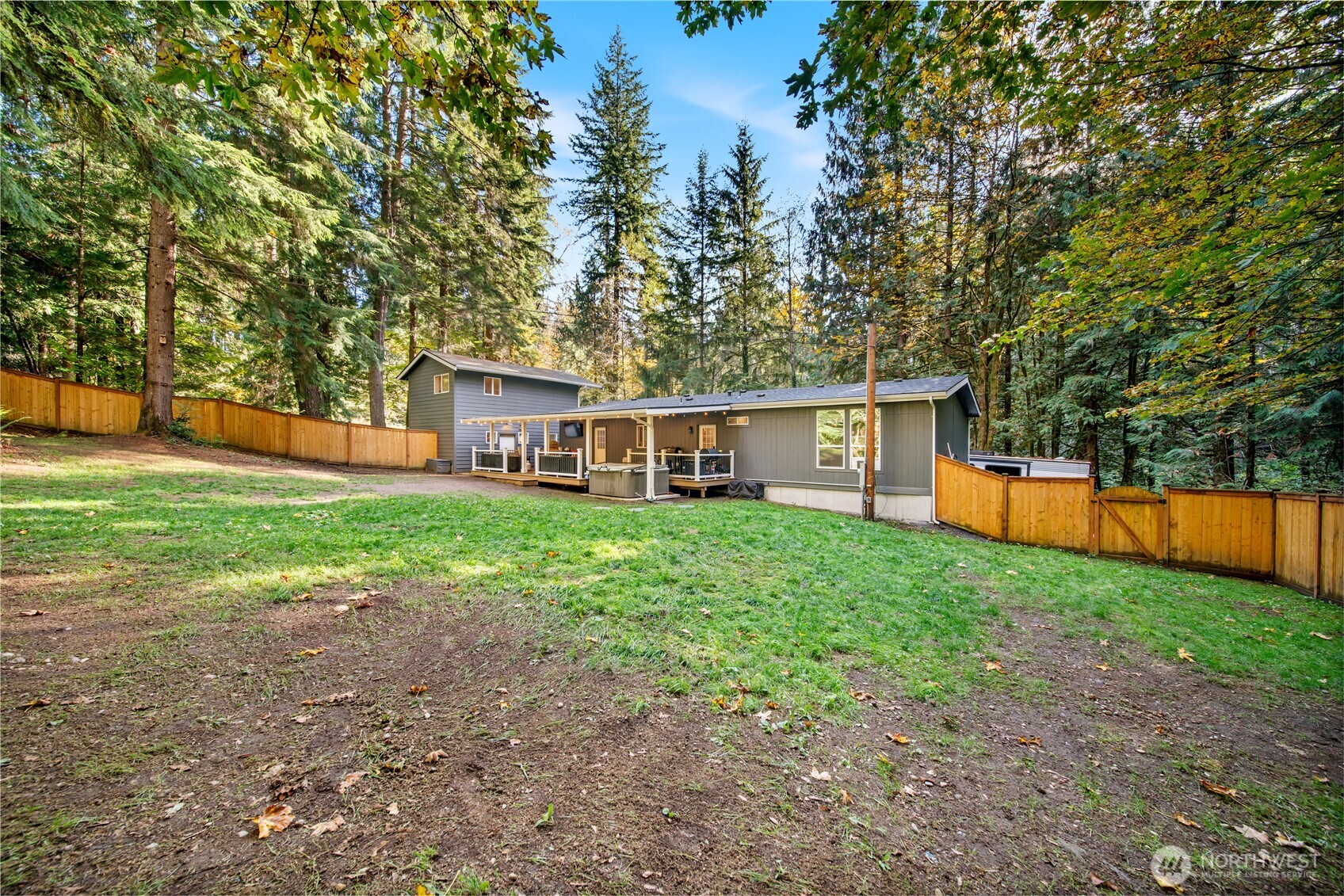 2930 S Lake Roesiger Rd