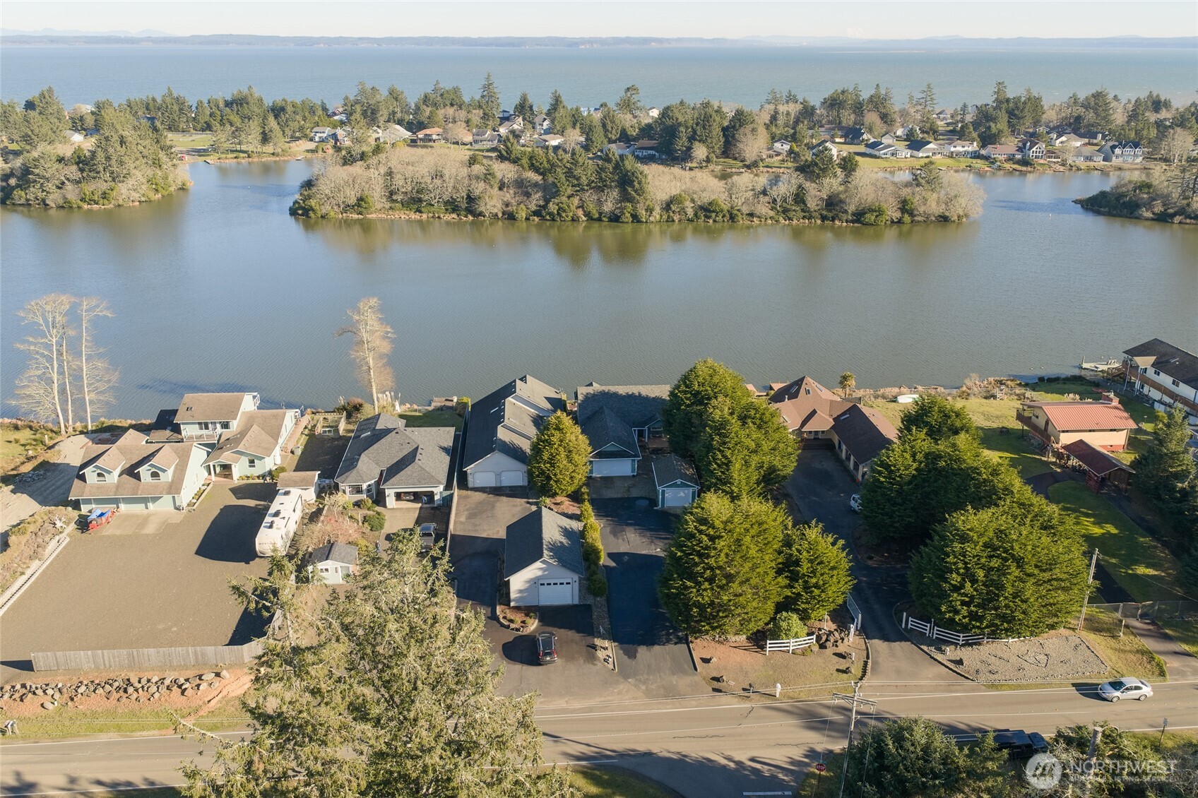 598 Mount Olympus Avenue SE