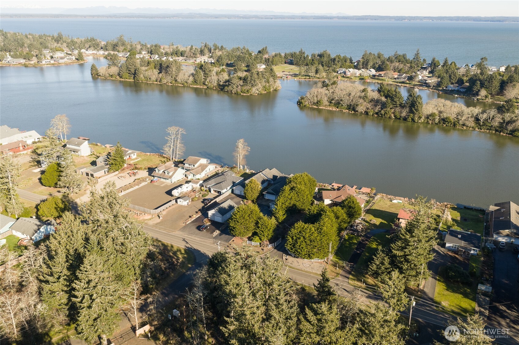 598 Mount Olympus Avenue SE