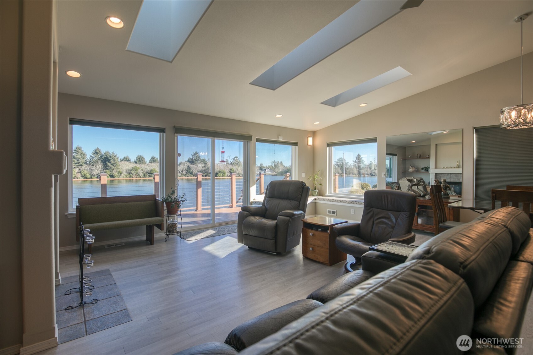 598 Mount Olympus Avenue SE