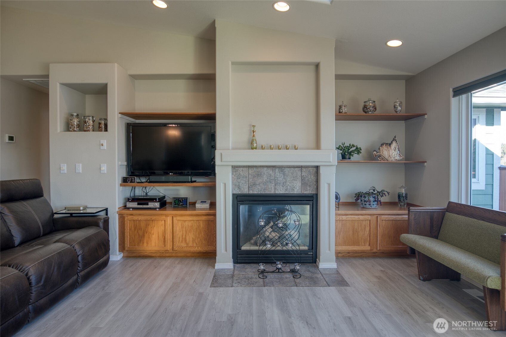 598 Mount Olympus Avenue SE