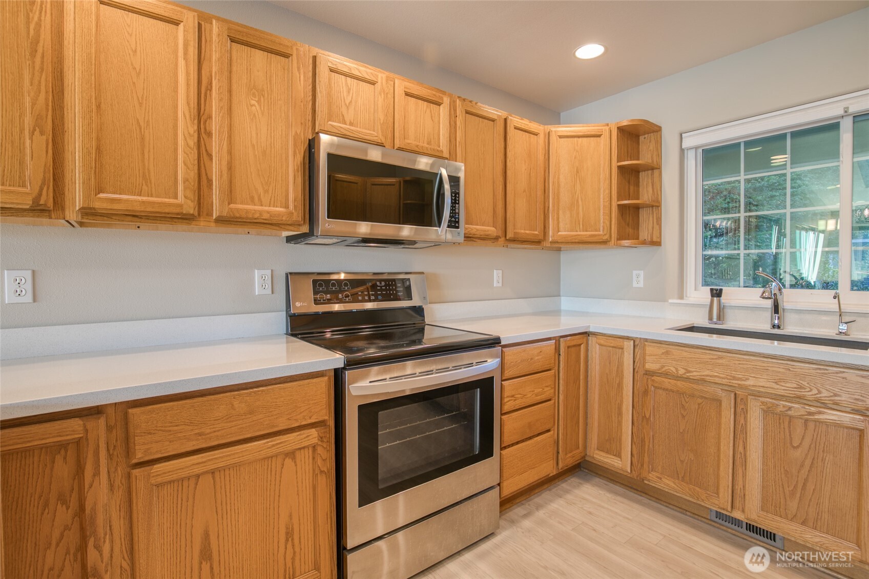 598 Mount Olympus Avenue SE