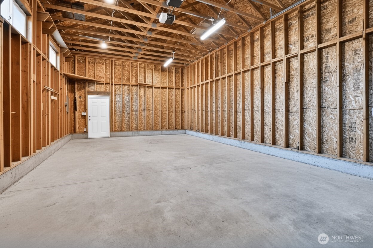 650 Skamokawa Court SE