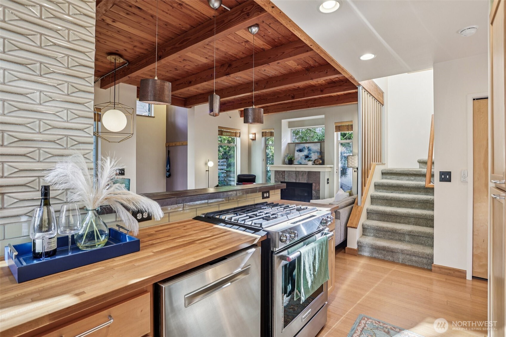 20215 15th Avenue NW Unit: C