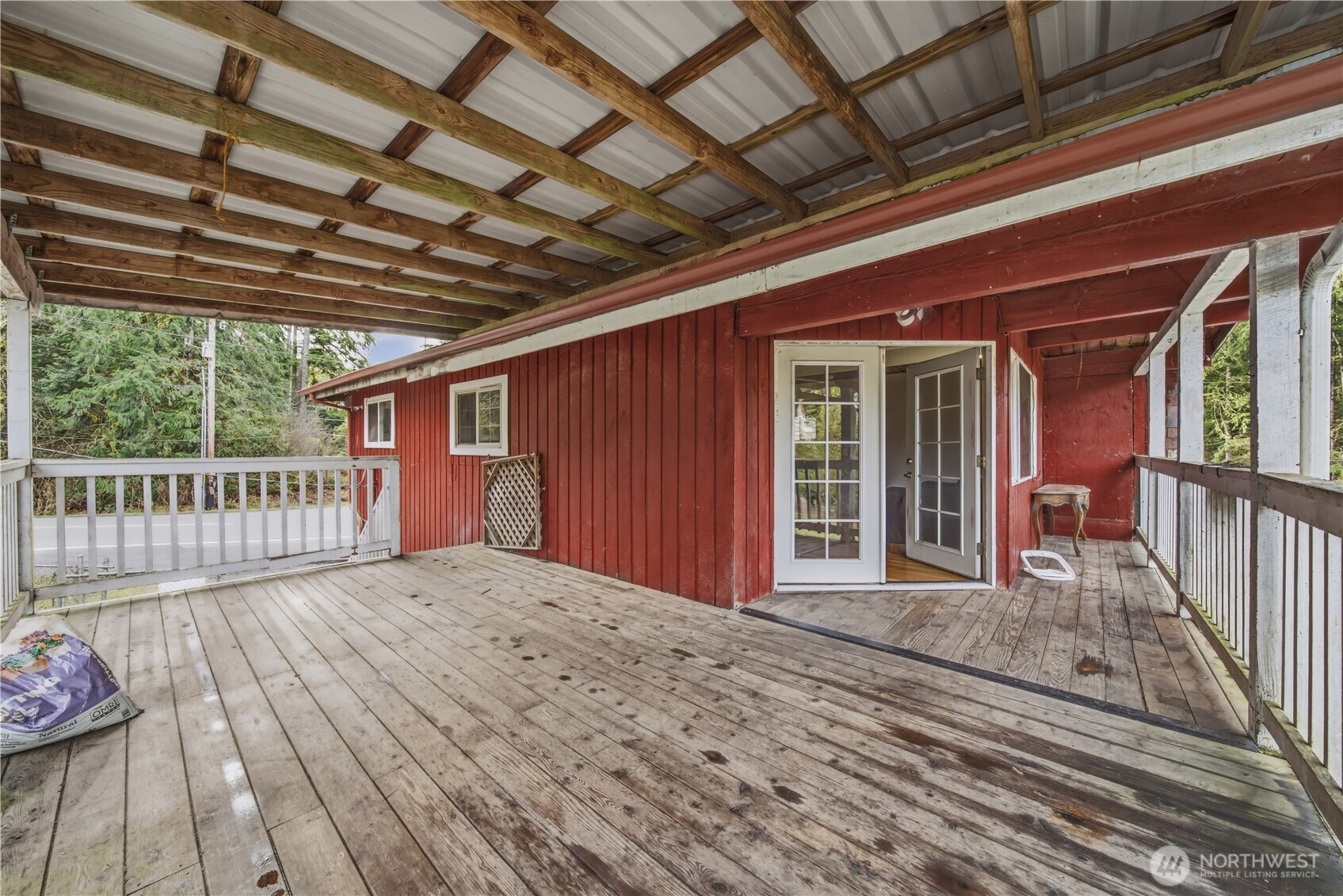 810 S Lake Roesiger Road