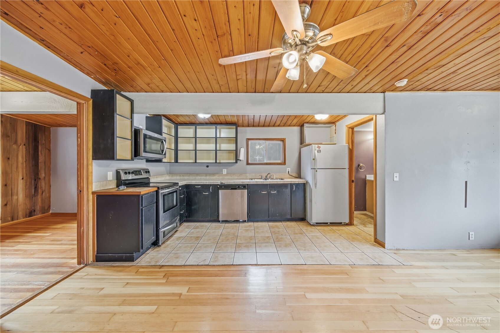 810 S Lake Roesiger Road