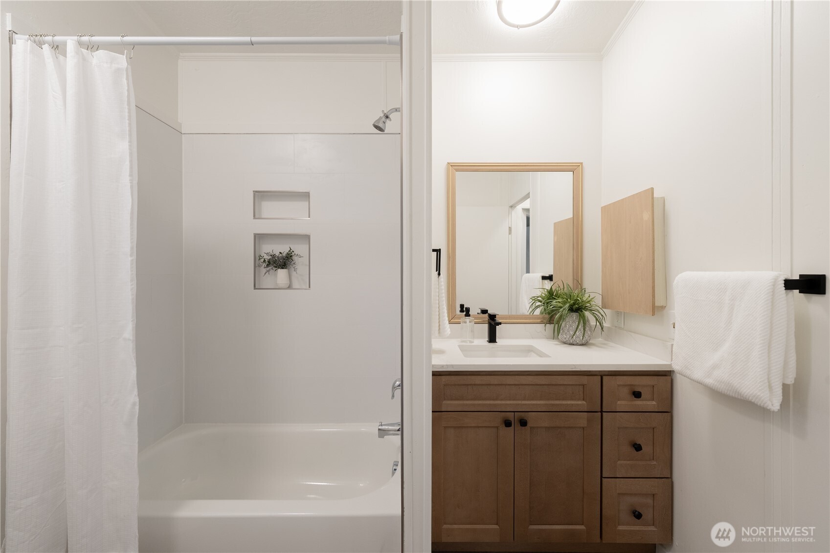 3408 Old Hwy 99 North Road