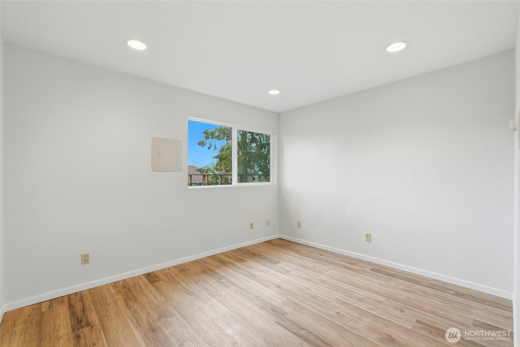 4404 Terrace Drive Unit: 8