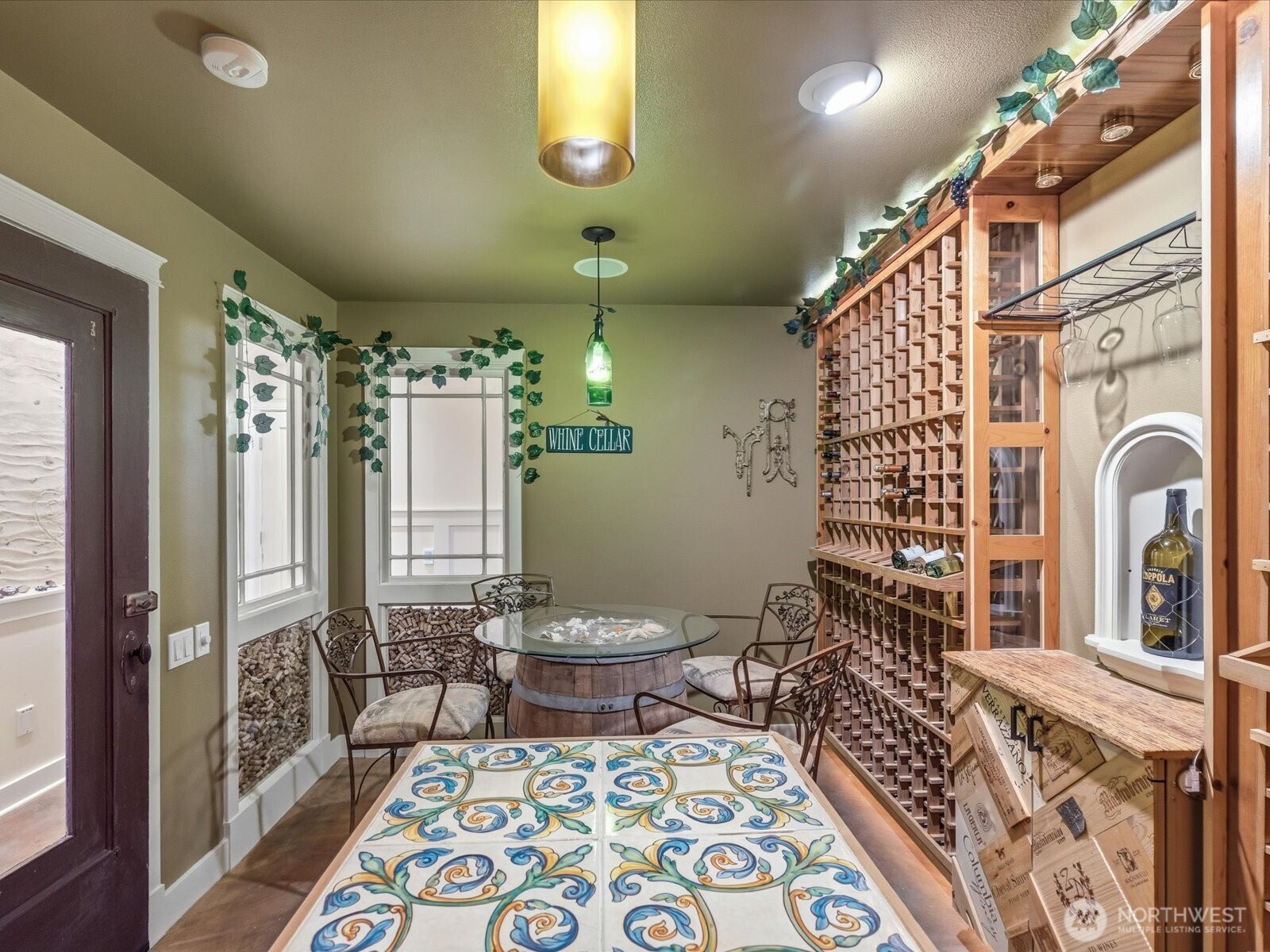 19126 Soundvview Drive NW