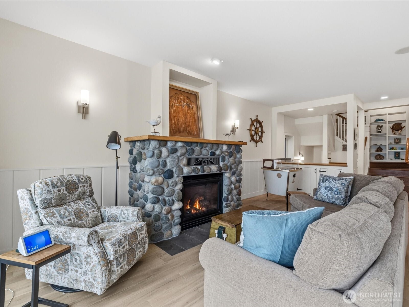 19126 Soundvview Drive NW